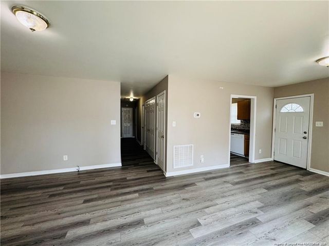 6124 Lonestar Road, Fayetteville, NC 28303