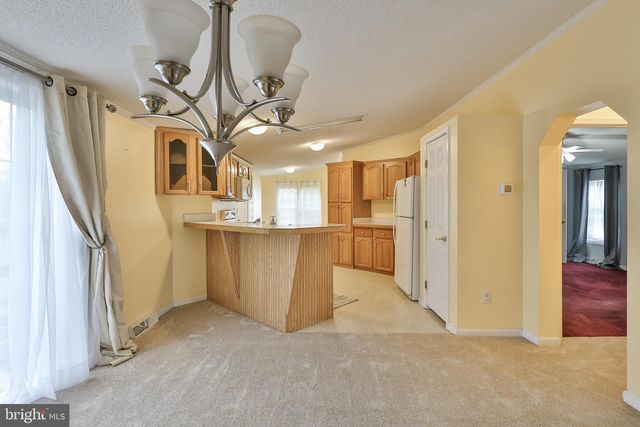 6 DOGWOOD, Quakertown, PA 18951