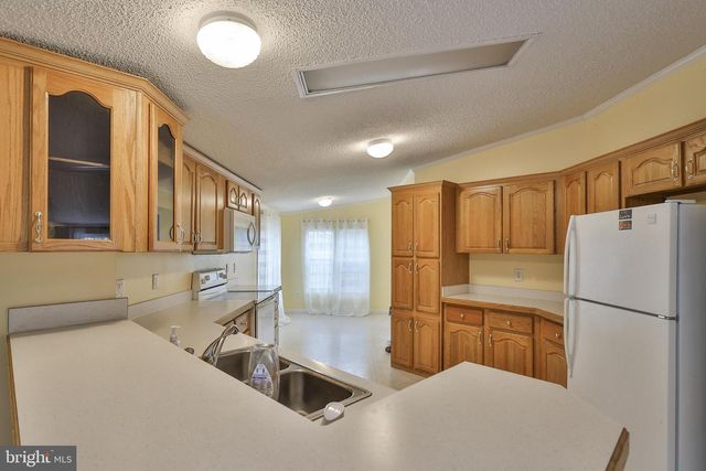 6 DOGWOOD, Quakertown, PA 18951