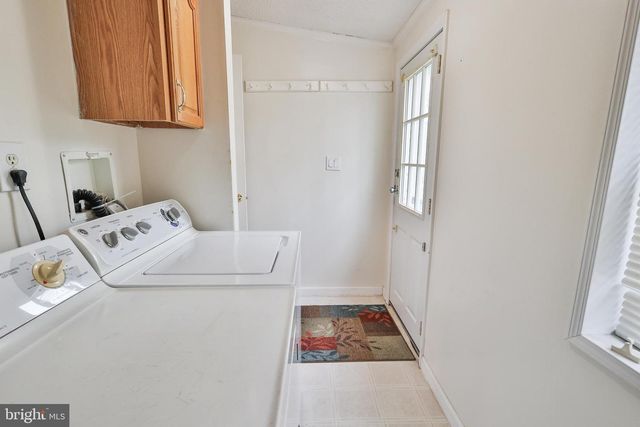 6 DOGWOOD, Quakertown, PA 18951