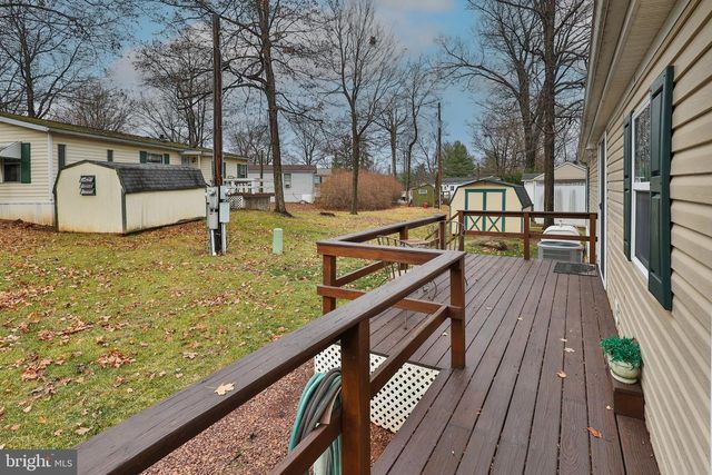 6 DOGWOOD, Quakertown, PA 18951