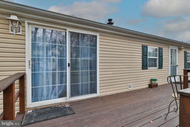 6 DOGWOOD, Quakertown, PA 18951