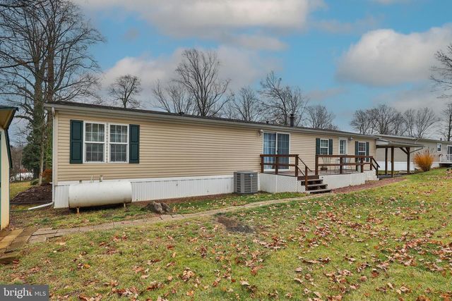 6 DOGWOOD, Quakertown, PA 18951