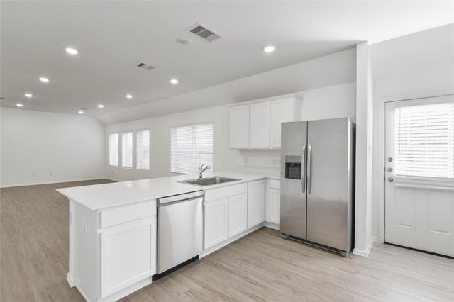 1935 Barrett Gables Drive, Crosby, TX 77532