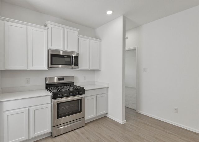 1935 Barrett Gables Drive, Crosby, TX 77532