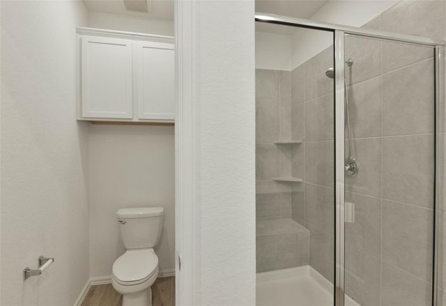 1935 Barrett Gables Drive, Crosby, TX 77532