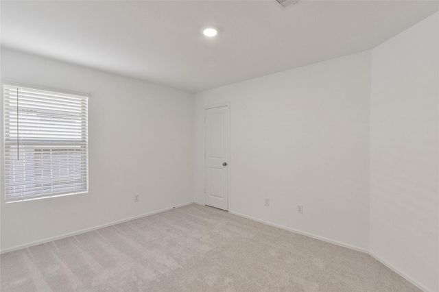 1935 Barrett Gables Drive, Crosby, TX 77532