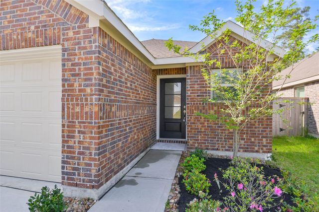 1935 Barrett Gables Drive, Crosby, TX 77532