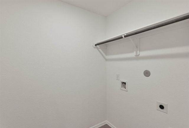 1935 Barrett Gables Drive, Crosby, TX 77532