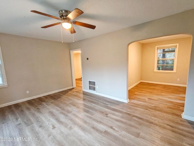 1447 LAWRENCE Place, Jacksonville, FL 32211