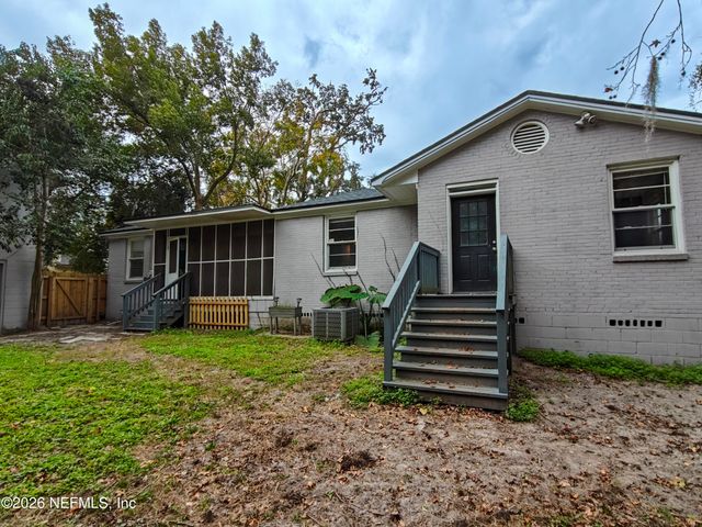 1447 LAWRENCE Place, Jacksonville, FL 32211