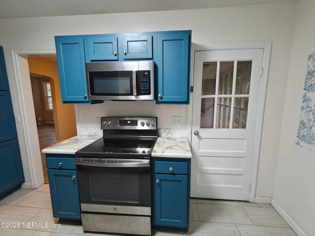 1447 LAWRENCE Place, Jacksonville, FL 32211