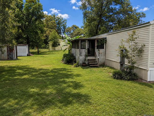 34040 Robbie Lee Dr, Denham Springs, LA 70706