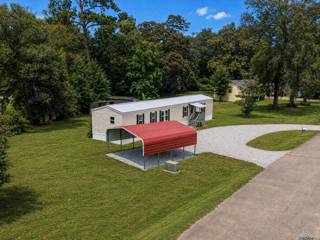 34040 Robbie Lee Dr, Denham Springs, LA 70706