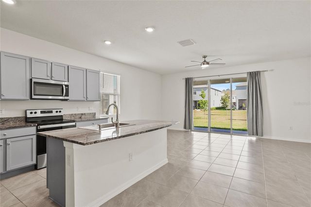 33055 TULIP PETAL LANE, Wesley Chapel, FL 33545