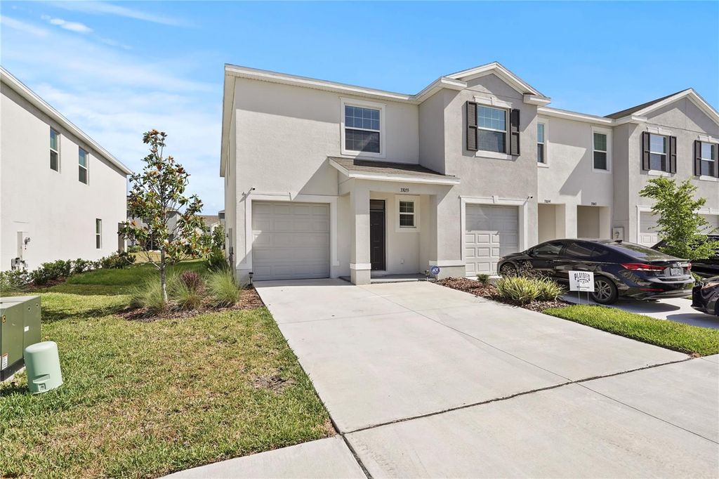33055 TULIP PETAL LANE, Wesley Chapel, FL 33545