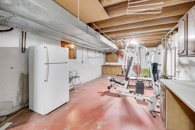 11 W Emerson Street, Arlington Heights, IL 60005