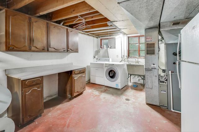 11 W Emerson Street, Arlington Heights, IL 60005