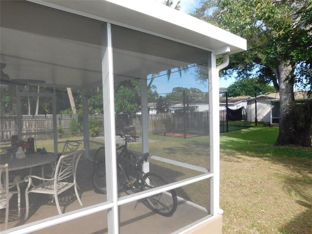 4982 SW 29th Terrace, Dania Beach, FL 33312