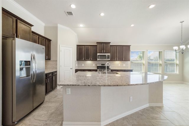 16602 Highland Country Drive, Cypress, TX 77433