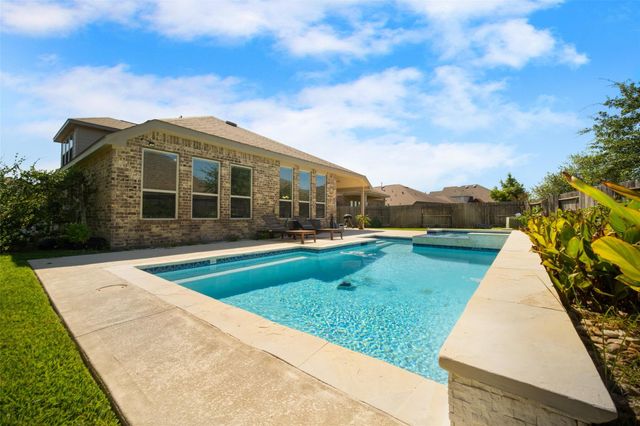 16602 Highland Country Drive, Cypress, TX 77433