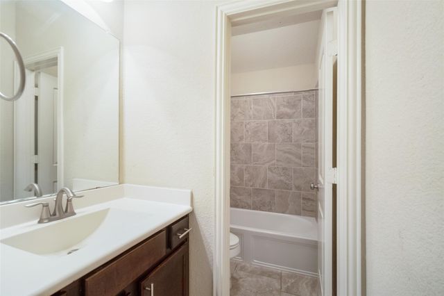 16602 Highland Country Drive, Cypress, TX 77433