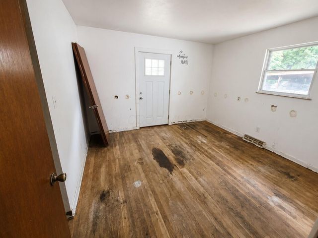 3501 E Deshler Avenue, Columbus, OH 43227