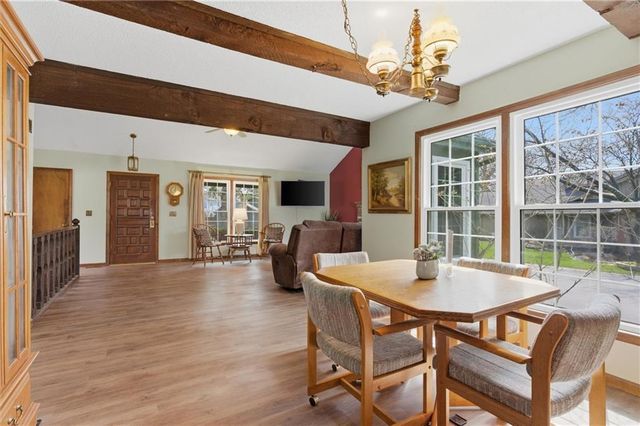 7226 Mastin Street, Merriam, KS 66203