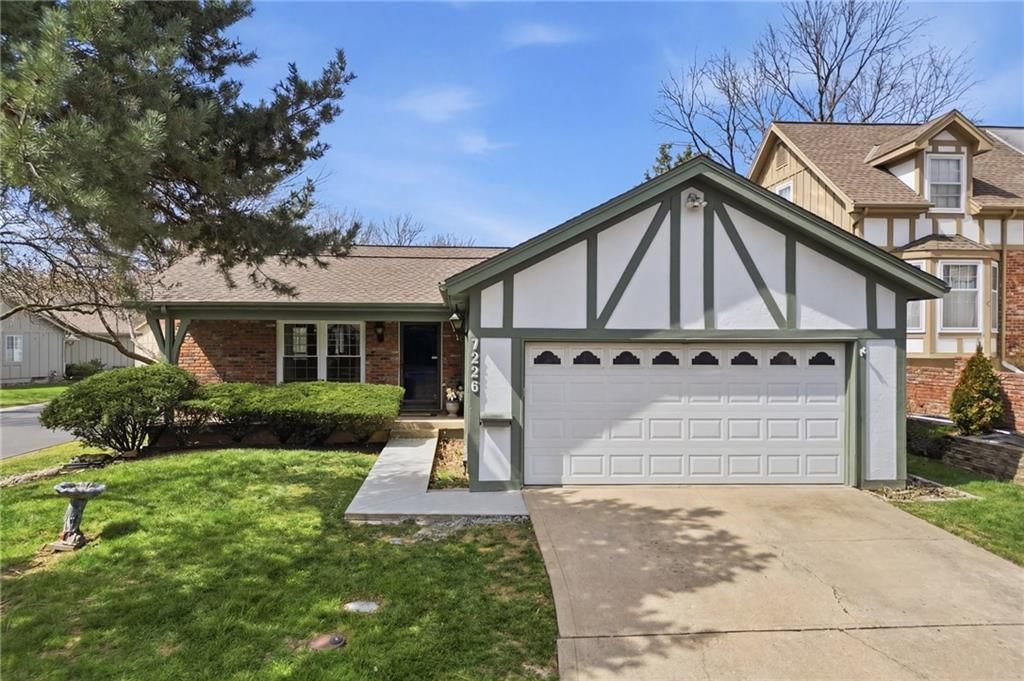 7226 Mastin Street, Merriam, KS 66203