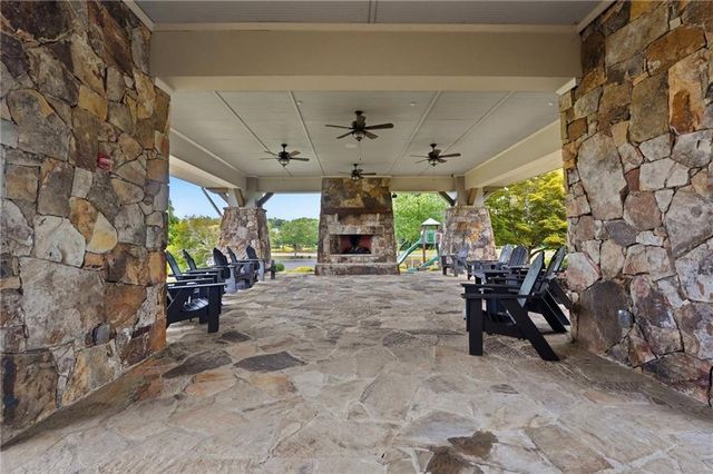 6840 Bungalow Road, Flowery Branch, GA 30542