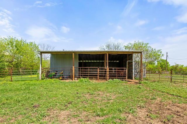 13484 Avis RD, Dale, TX 78616