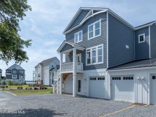 74 Pier View Court, Hampstead, NC 28443