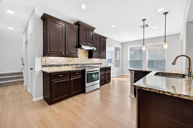 1531 Kent Valley Lane, Rosenberg, TX 77471