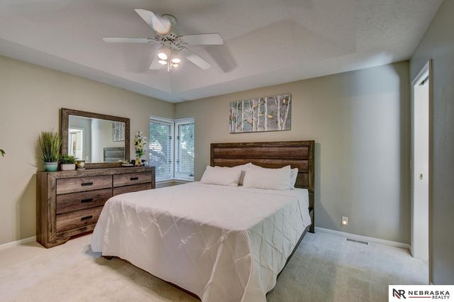 13065 Jefferson Circle, Omaha, NE 68137