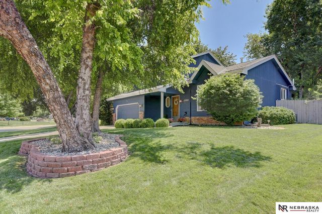 13065 Jefferson Circle, Omaha, NE 68137