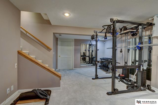 13065 Jefferson Circle, Omaha, NE 68137