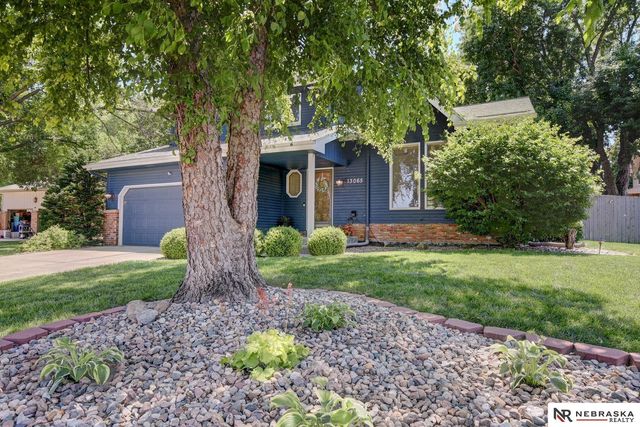 13065 Jefferson Circle, Omaha, NE 68137