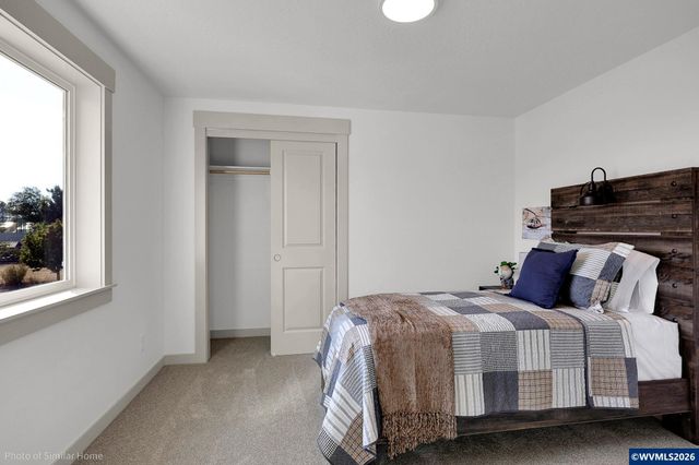 933 SE Blackbird Av, Albany, OR 97322