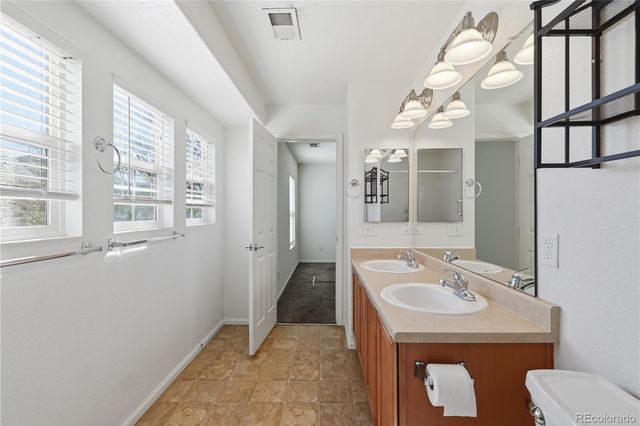 17262 E Kansas Drive, Aurora, CO 80017