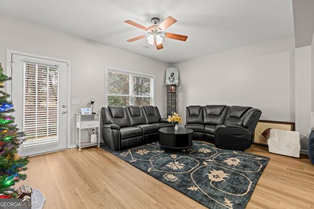 141 Mill Pond Crossing L3, Carrollton, GA 30116