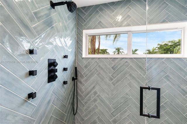 801 Mockingbird Lane, Plantation, FL 33324