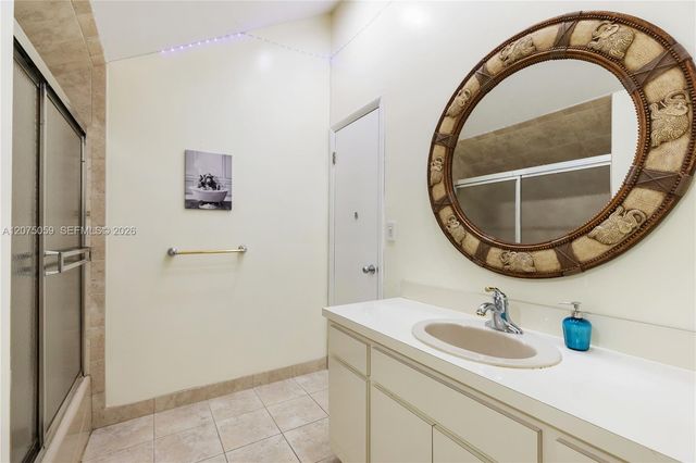 801 Mockingbird Lane, Plantation, FL 33324