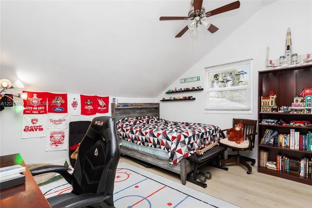 801 Mockingbird Lane, Plantation, FL 33324