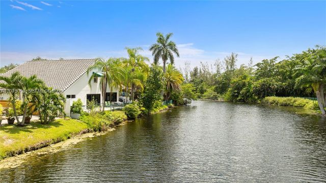 801 Mockingbird Lane, Plantation, FL 33324