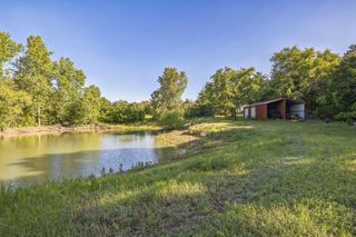 906 County Road 2770, Honey Grove, TX 75446