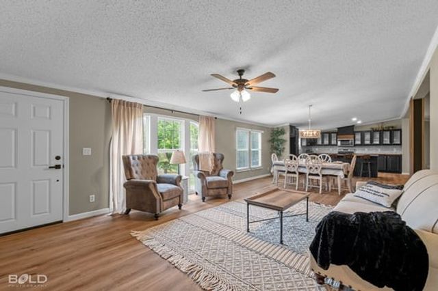 8730 Pinehaven, Keithville, LA 71047