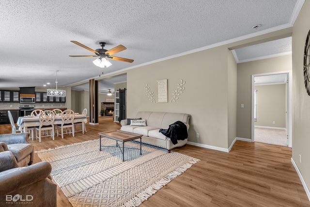 8730 Pinehaven, Keithville, LA 71047