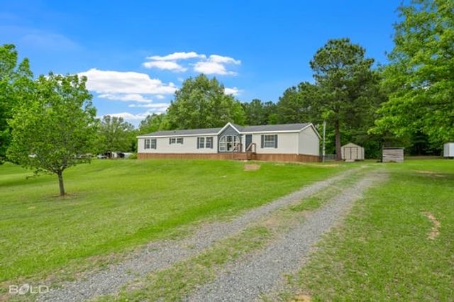 8730 Pinehaven, Keithville, LA 71047
