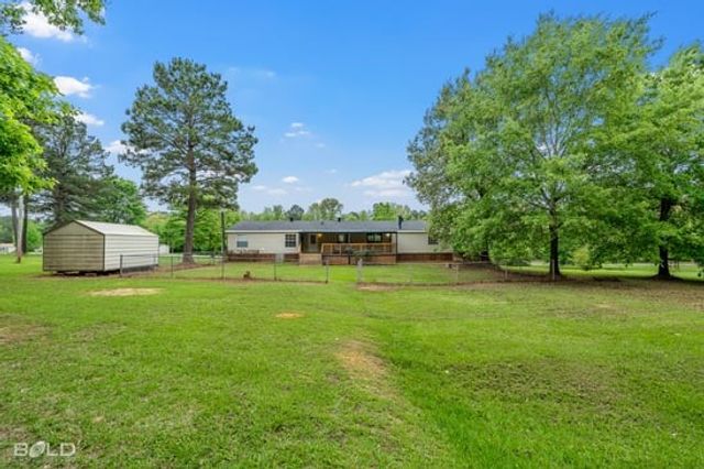 8730 Pinehaven, Keithville, LA 71047