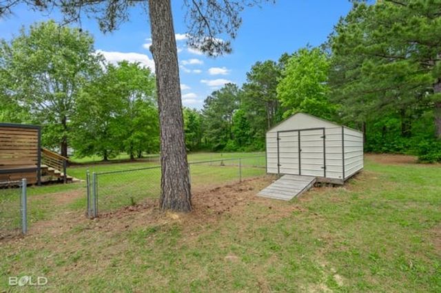 8730 Pinehaven, Keithville, LA 71047